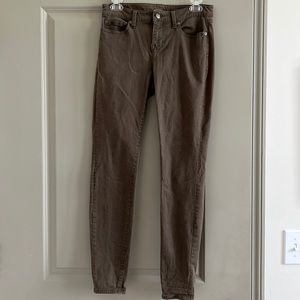Gap Olive Green Premium Super Skinny Pants. Size 4/27.